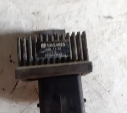 Renault Master II Glow plug pre-heat relay 9640469680