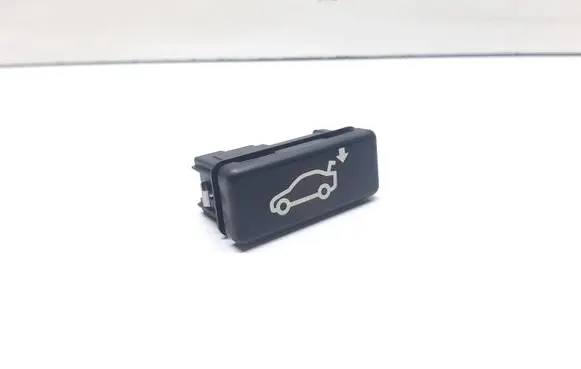 BMW 7 E65 E66 Tailgate/boot open switch button 8375580