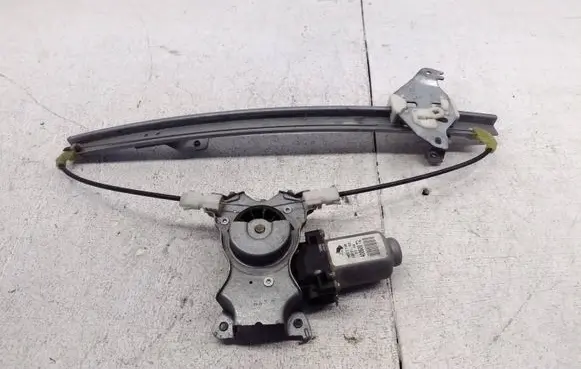 Nissan Primera Rear door window regulator with motor 400600T2