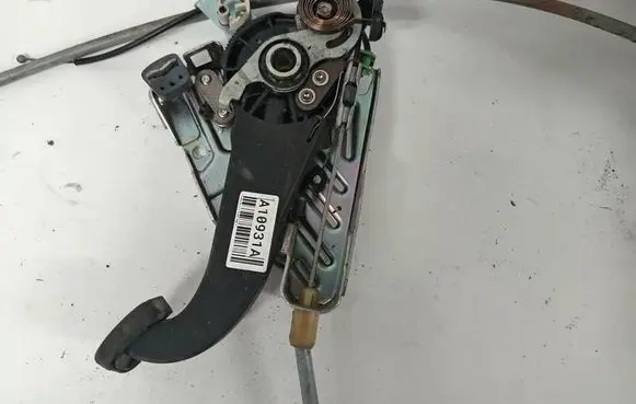 Mercedes-Benz C AMG W204 Handbrake/parking brake lever assembly A2044200084 0926511398