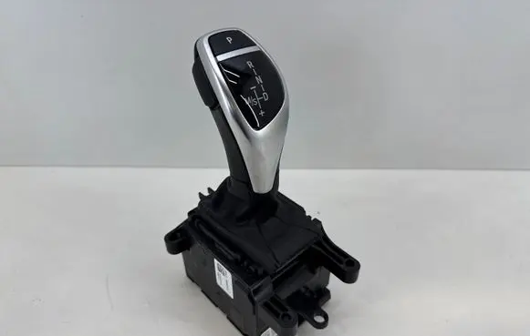 BMW 5 F10 F11 Gear shifter/selector 10049934