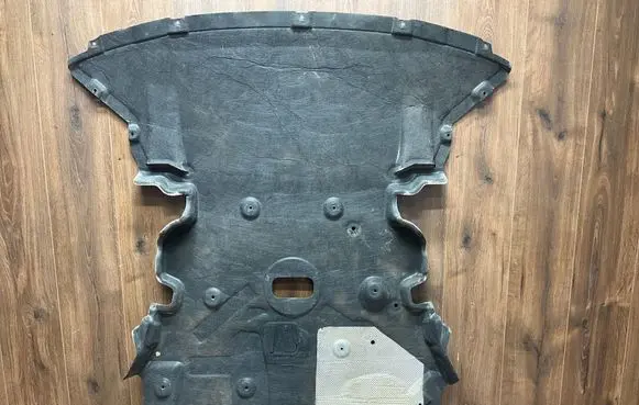 BMW X1 E84 Front underbody cover/under tray 51757312416 7312416