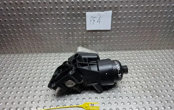 Hyundai i30 Oil filter mounting bracket S27725874 264102A300