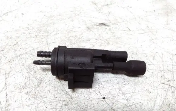 Mercedes-Benz E W212 Vacuum valve 0025407097 48B43625C02