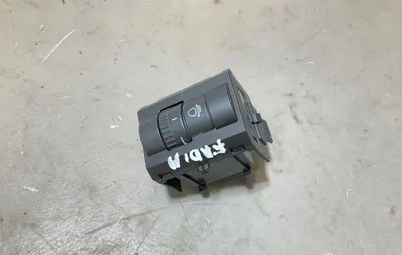 Skoda Fabia Mk3 (NJ) Headlight level height control switch 5JA941333A