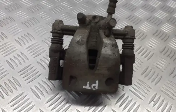 Toyota Corolla Verso E121 Rear brake caliper