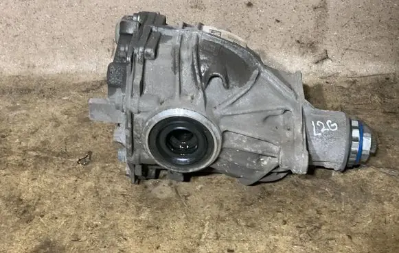 BMW 3 G20 G21 Rear differential 7953409