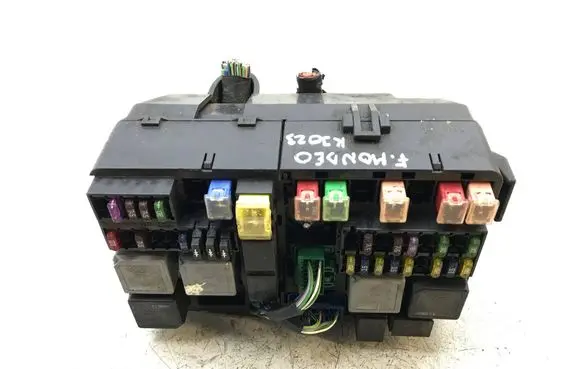 Ford Mondeo Mk III Fuse box set 1s7t14a142aa k3023