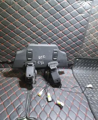 Peugeot RCZ Rear seatbelt