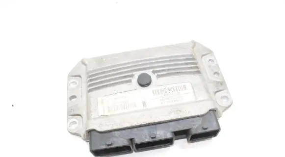 Renault Scenic III - Grand scenic III Engine control unit/module 8200936811