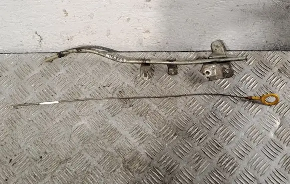 Oil level dip stick
