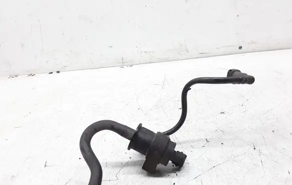 Volvo S40 Vacuum valve 8653642