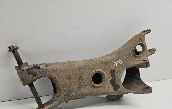 Volvo XC90 Rear upper control arm/wishbone 8666346