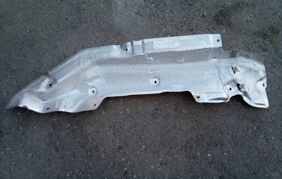 Mercedes-Benz E W214 Exhaust heat shield A2146828401