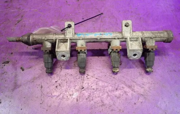 Fuel main line pipe
