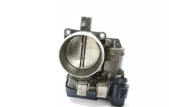 Volkswagen Golf Plus Throttle valve 03C133062D
