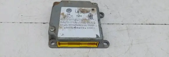 Volkswagen PASSAT B5 Airbag control unit/module 1J0909607 42980312 5WK4199