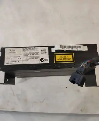 Land Rover Discovery CD/DVD changer XQE000120D EMC040