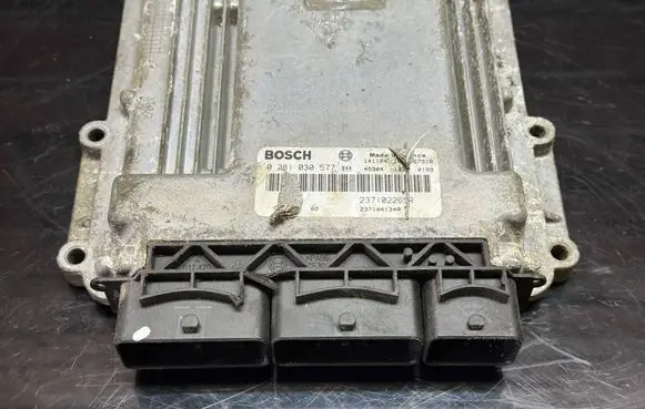Renault Master III Engine control unit/module 0281030577 237102265R