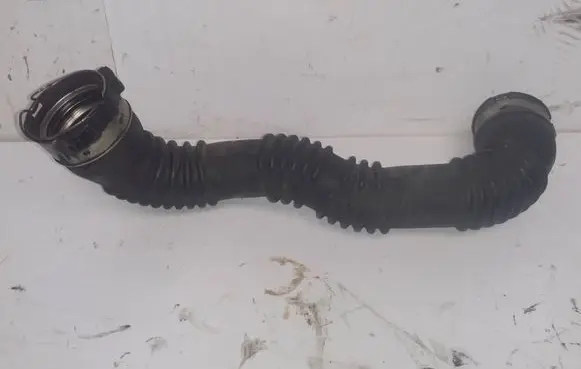 Mercedes-Benz B W246 W242 Intercooler hose/pipe A2465200101