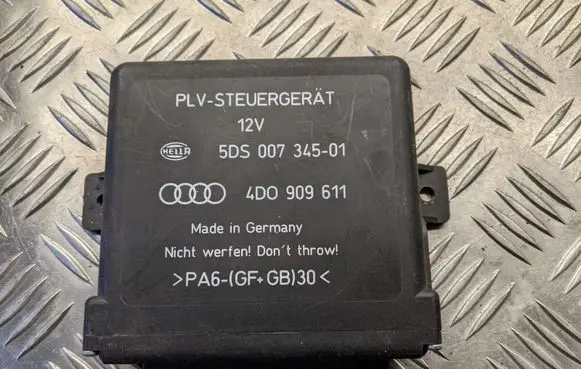 Audi A8 S8 D2 4D Power steering control unit/module 4D0909611