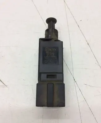 Clutch pedal sensor