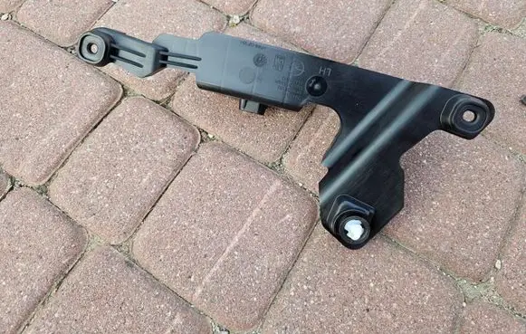 Opel Corsa F Rear door exterior handle/bracket 9830038380