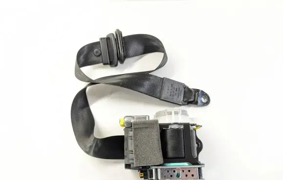 Audi A5 8T 8F Front seatbelt 3066322 0715H2E2T2