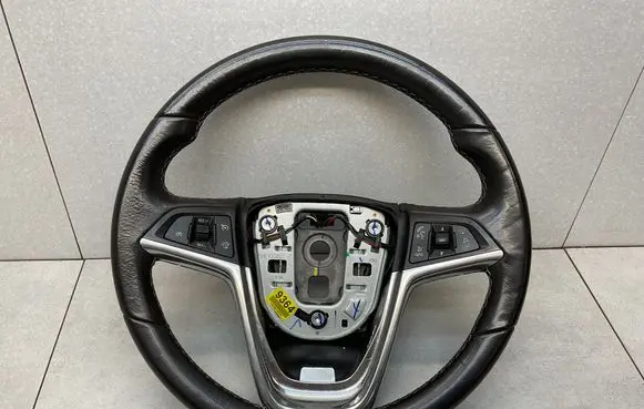 Opel Mokka X Steering wheel 