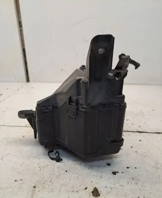 Toyota Yaris Fuse box set 821150UE90C