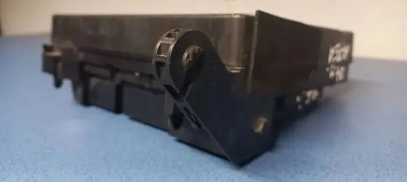 Volkswagen Sharan Fuse module S108152001