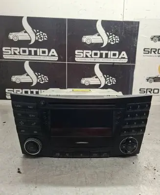 Mercedes-Benz E W211 Radio/CD/DVD/GPS head unit A2118201079 6025GG021045990 21045990