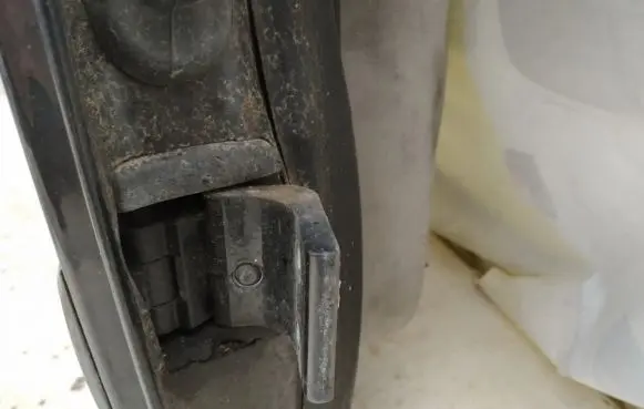 Audi A2 Rear door lower hinge