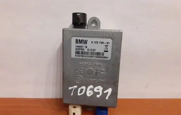 BMW 5 E60 E61 Other devices 912373901 9123739