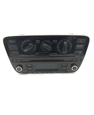 Volkswagen Up Radio/CD/DVD/GPS head unit 1S0035156B VWZAZ1M2812110