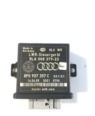 Audi A6 S6 C6 4F Light module LCM 5LA00837922 8P0907357C
