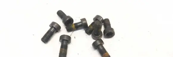 KIA Sportage Nuts/bolts 