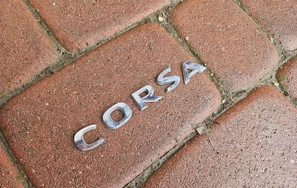 Opel Corsa E Manufacturers badge/model letters 38TYS