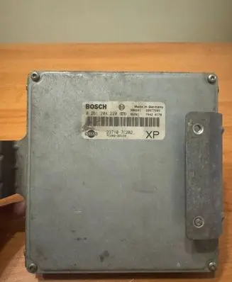 Nissan NV200 Engine control unit/module 237107C202