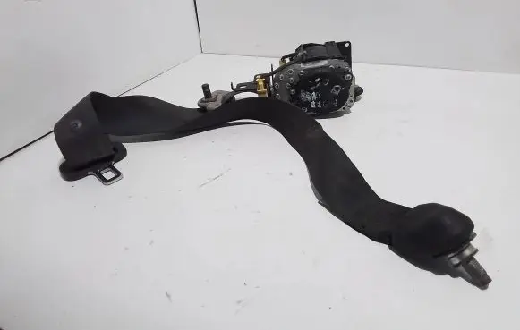 Honda Accord Front seatbelt 0432092