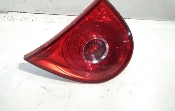 Volkswagen Golf V Tailgate rear/tail lights 1K0945094F