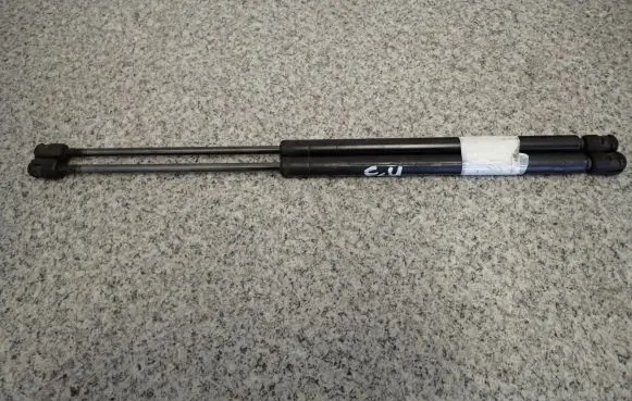 Honda Civic Tailgate strut 