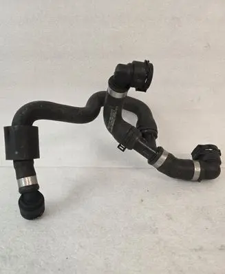 Mercedes-Benz C AMG W205 Engine coolant pipe/hose A2135016982