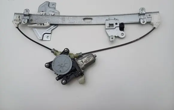 KIA Carnival Rear door window regulator with motor 824504D020 2621003600