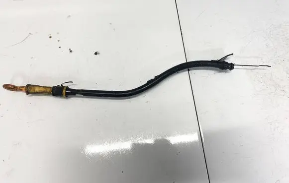Volkswagen Polo IV 9N3 Oil level dip stick 06a103663a