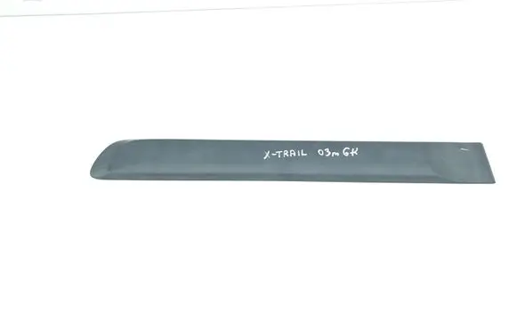 Nissan X-Trail T30 Rear door trim (molding) 828718H300