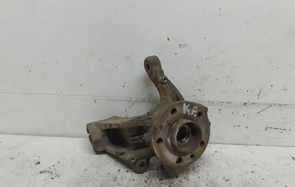 Volvo V70 Front wheel hub