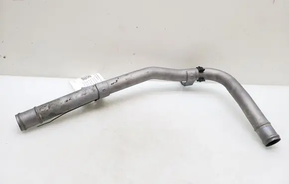 Mercedes-Benz CLA C117 X117 W117 Engine coolant pipe/hose A2702032902