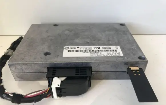 Audi A5 8T 8F Bluetooth control unit module 8T0862335B