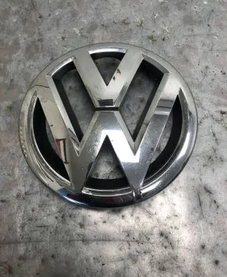 Volkswagen Tiguan Manufacturer badge logo/emblem 561853600BILI 561853600